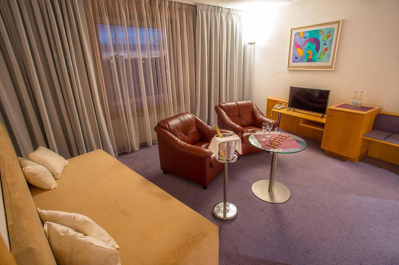 Hotel Cosmopolitan Bobycentrum - Czech Leading 4*