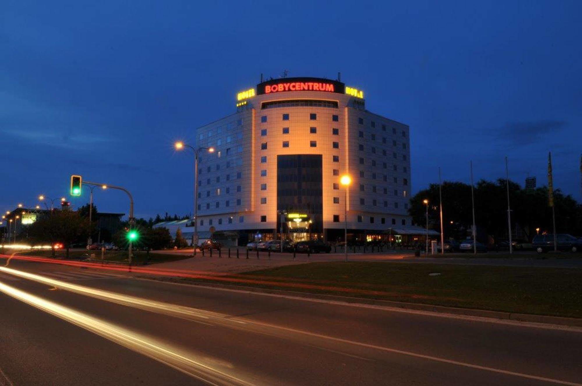 Hotel Cosmopolitan Bobycentrum 4*